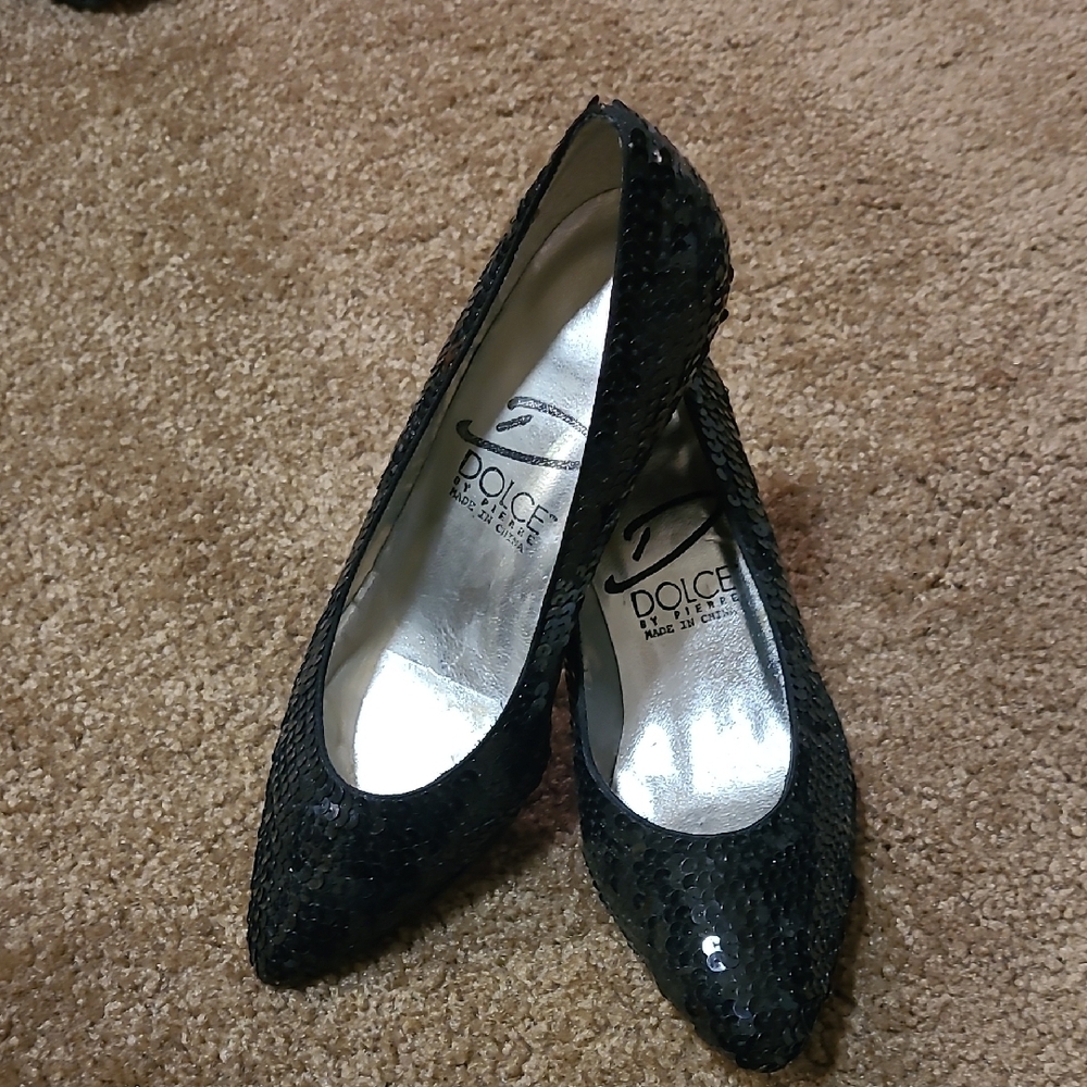 Dolce by Pierre Black Heels with Sparkly Texture, size 5.5
